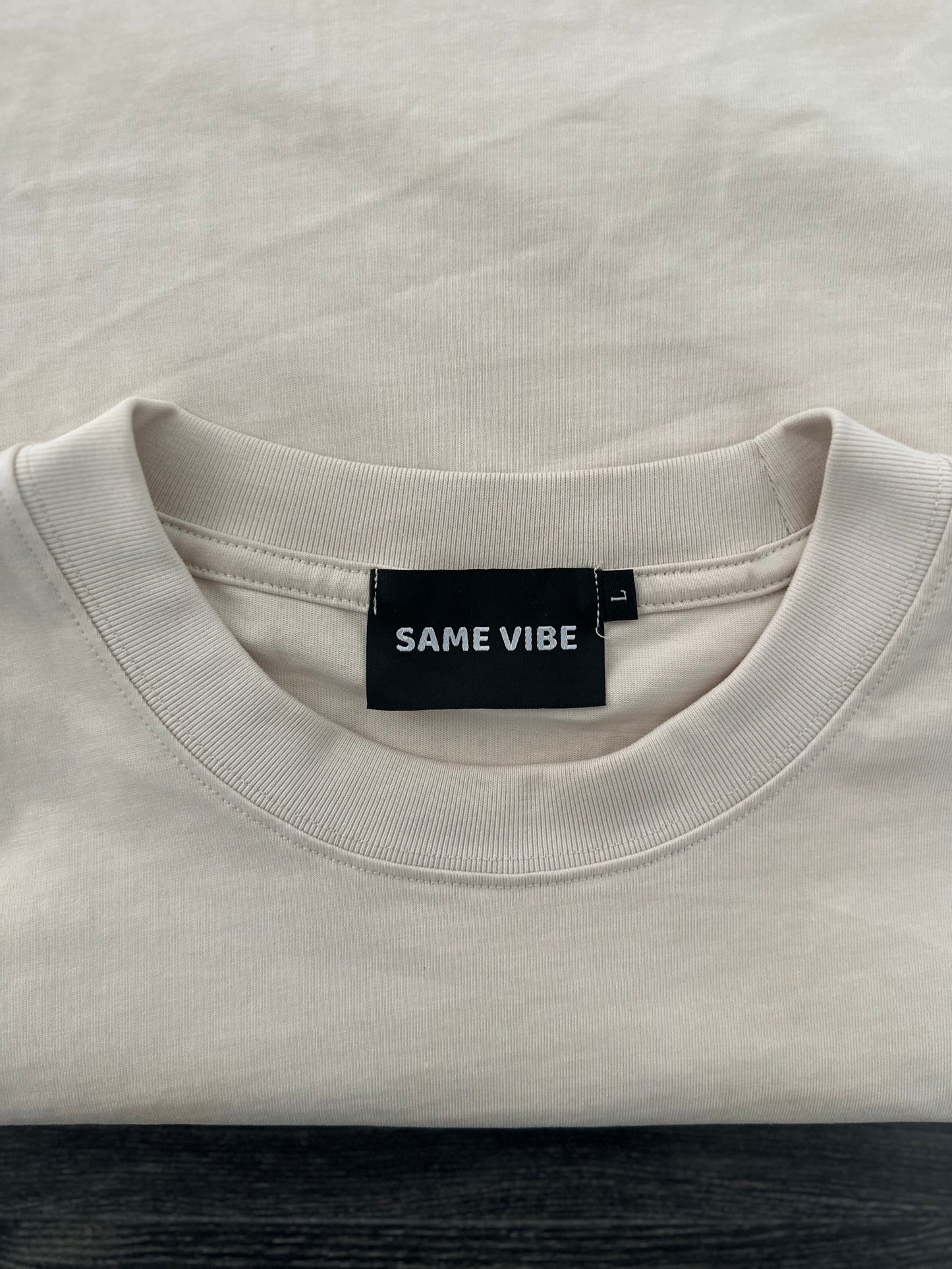 SAME VIBE Tee (Set Piece)